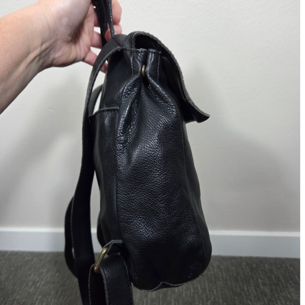 American Leather Co Black Leather Backpack Purse - Picture 4 of 16